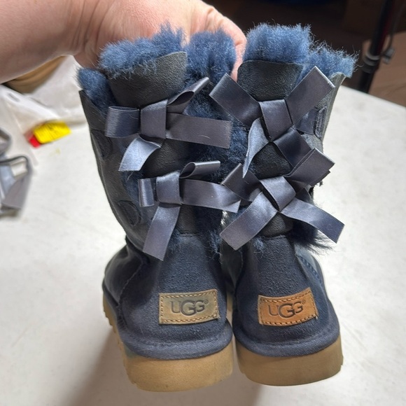 UGG Bailey Bow II Blue Size 6 USED CONDITION - Picture 11 of 14